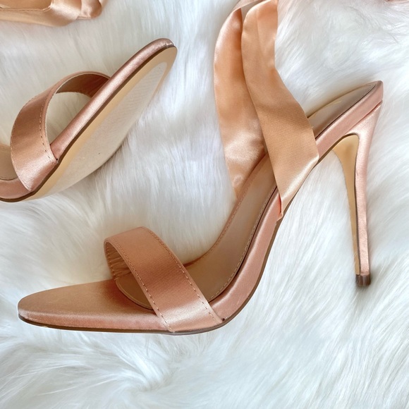 NIB Lulu’s Size 8 Champagne Gold Satin Lace-Up Stiletto Heel Sandals - Picture 6 of 10